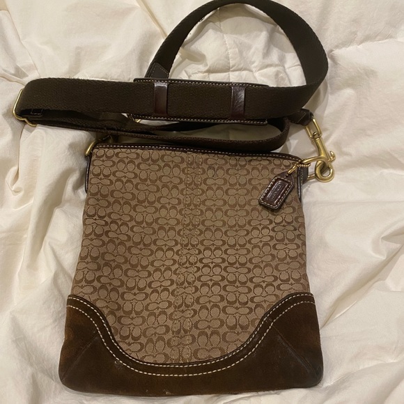 Coach wallet and small crossbody bundle - Picture 2 of 9
